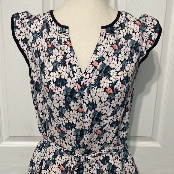 LOFT Floral Tie Front Dress - Picture 8 of 10